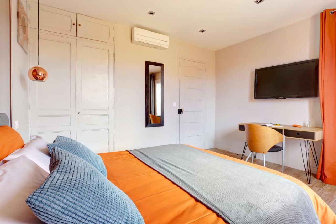L'Amandine ,45 M2 Terrasse Et Garage Centre Ville Saint-Raphaël Eksteriør bilde
